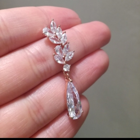 Zircon water drop crystal pendant drop earring - Picture 4 of 8